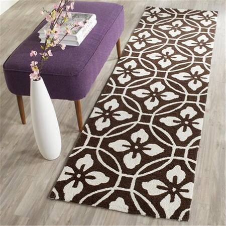 Safavieh Four Seasons Hand Hooked Runner Rug- Chocolate - Ivory- 2 ft. 3 in. x 8 ft. FRS236E-28